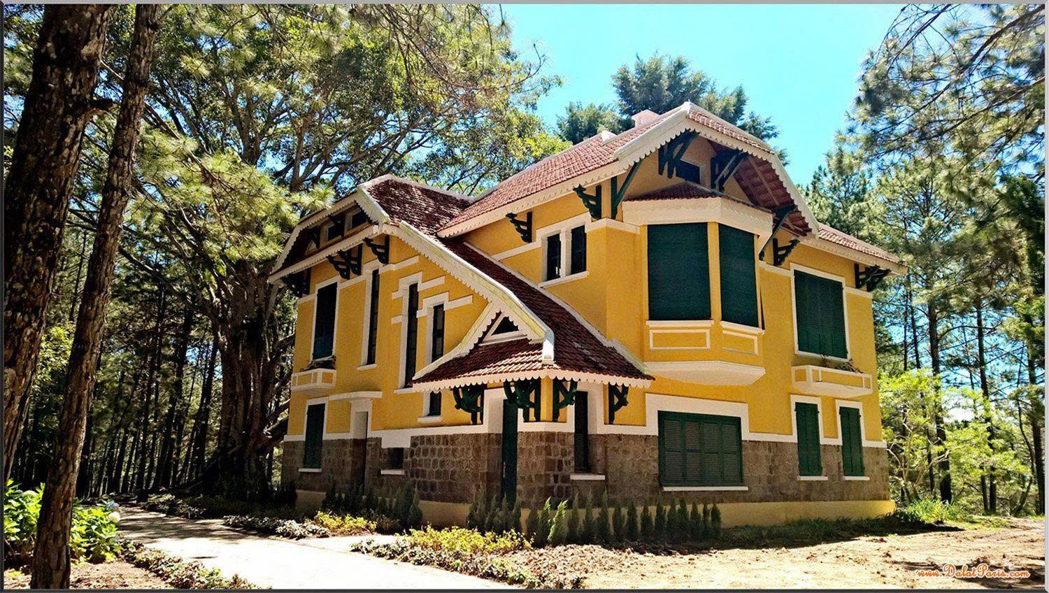 Đất biệt thự đường 3 tháng 4, P3, Đà Lạt. DT 1091m2, view rừng thông. Cách HXH khoản 2km, gần bến xe liên tỉnh. Đường ô tô. Giá 35 tỷ